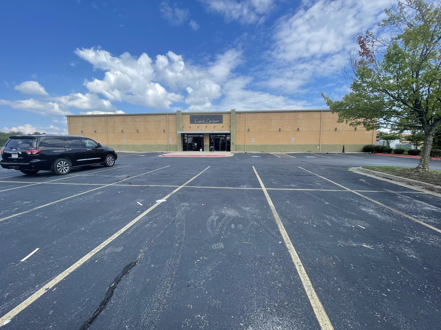 Finished hospital exterior and parking